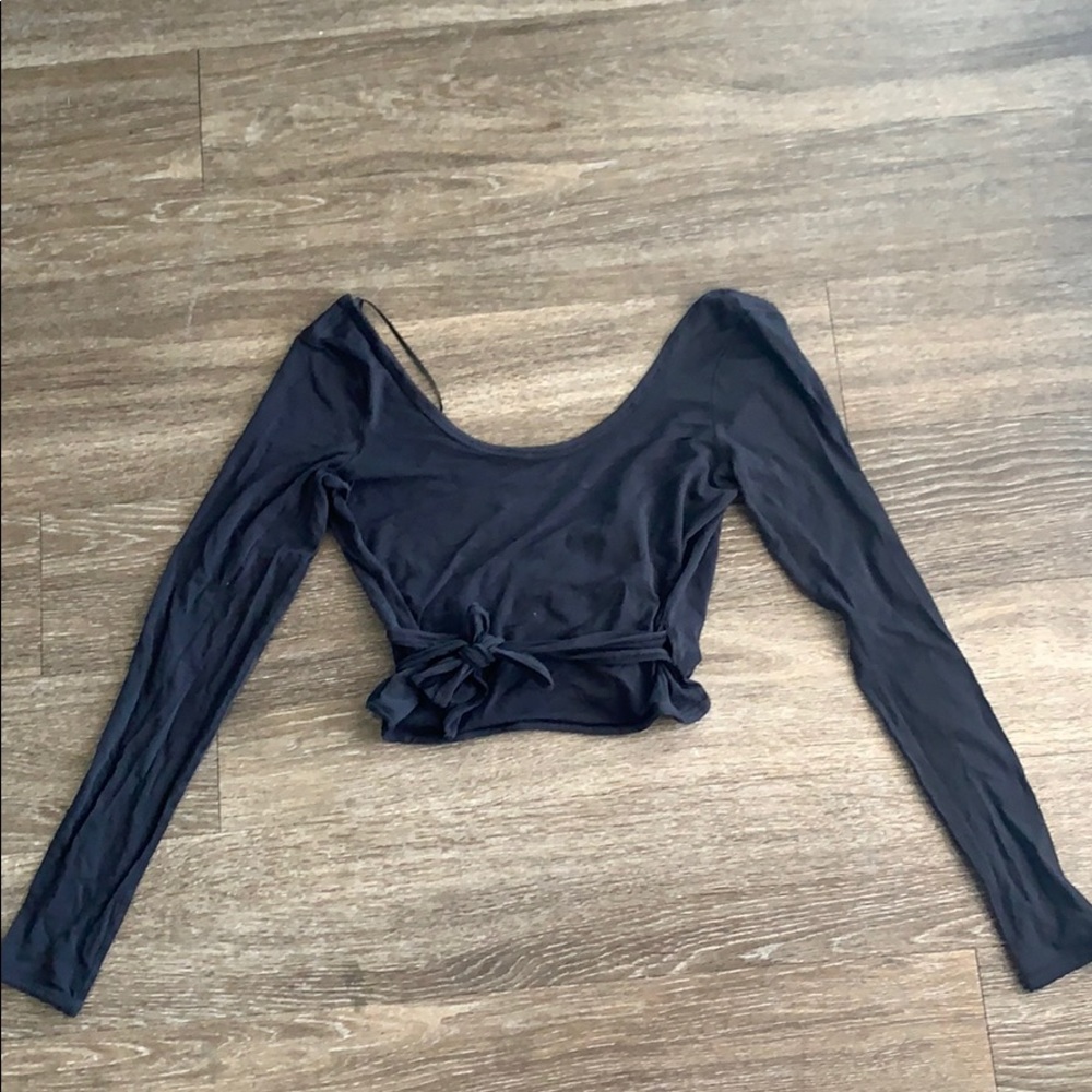 Lululemon long sleeve wrap top size 4
